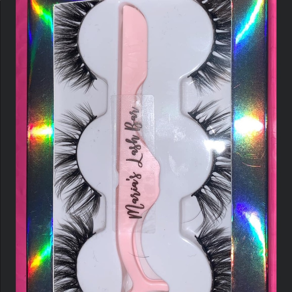 Eyelashes for sale